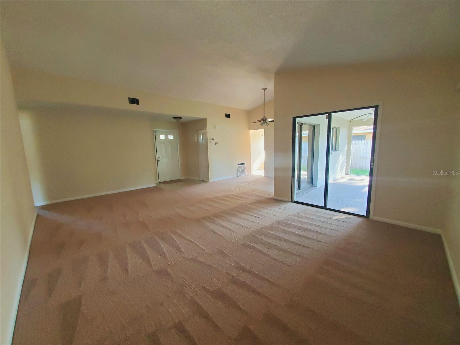 PALM COAST/BERNARD MDWS SEC 81 - Residential Lease