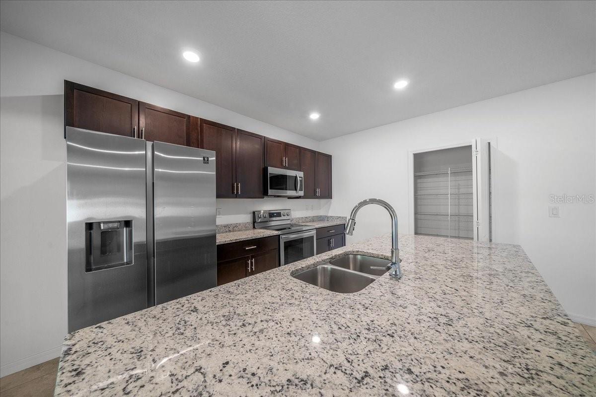 593 MARION OAKS TRAIL