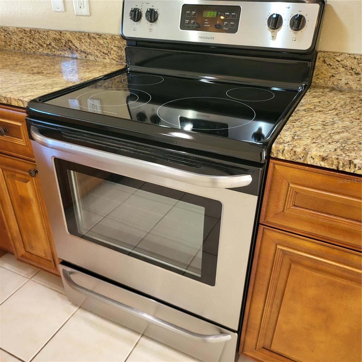 GRAND OAKS PH 02 UNIT 01 02 - Residential Lease