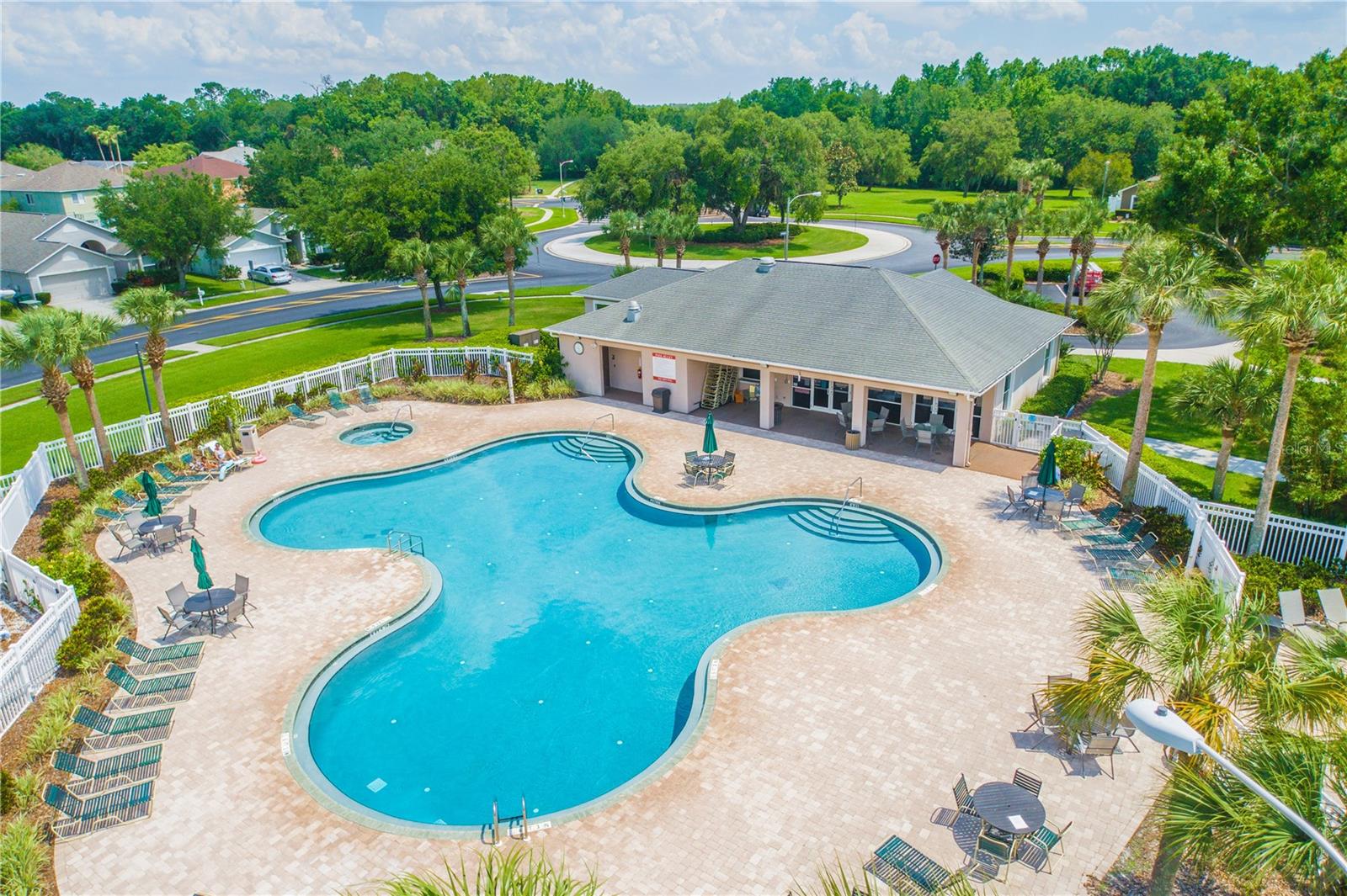 GRAND OAKS PH 02 UNIT 01 02 - Residential Lease