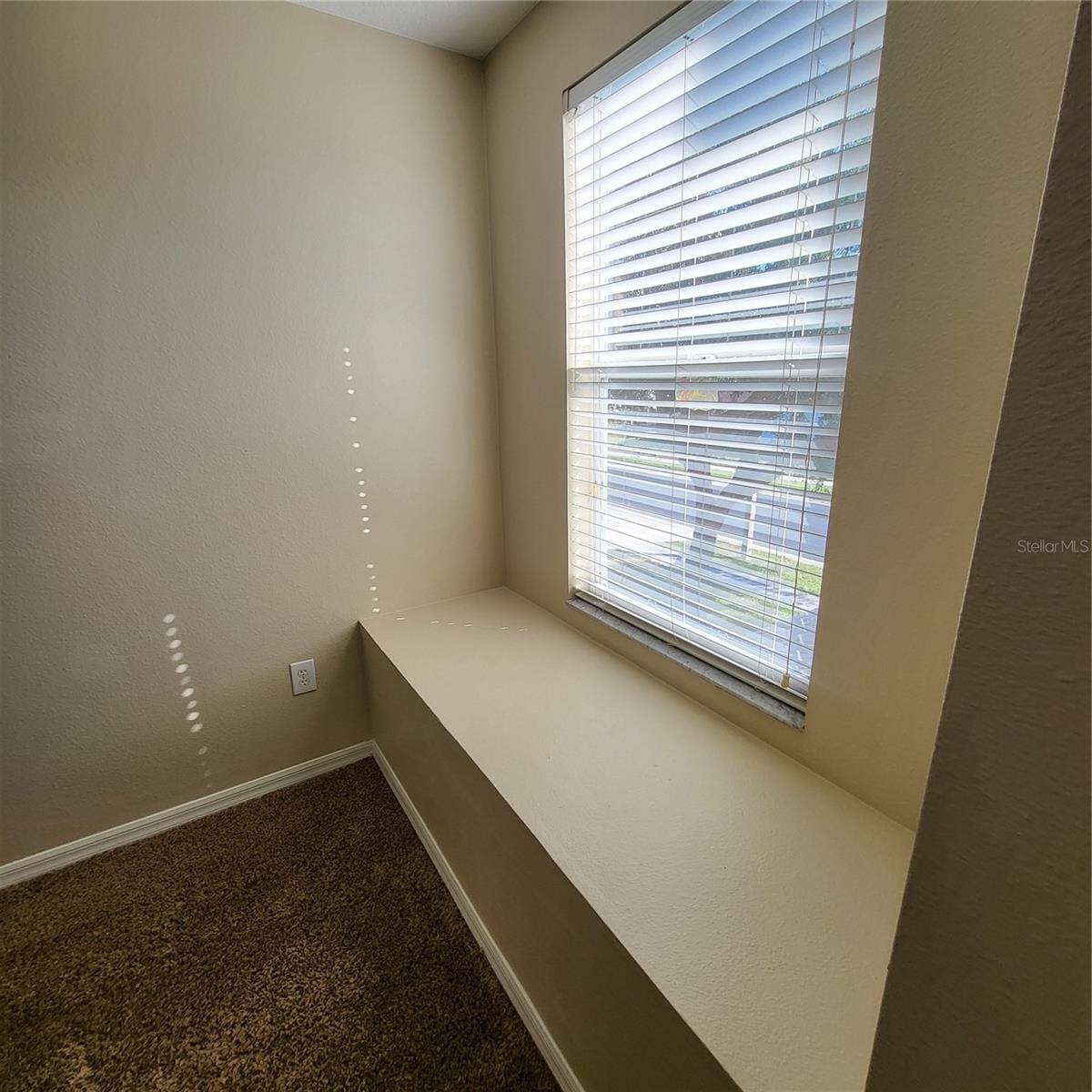 GRAND OAKS PH 02 UNIT 01 02 - Residential Lease