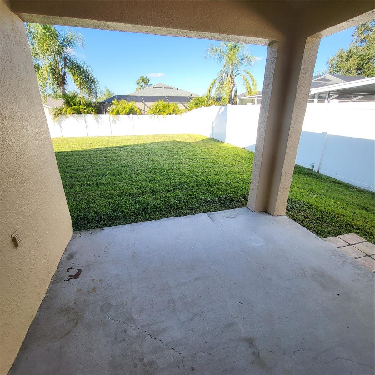 GRAND OAKS PH 02 UNIT 01 02 - Residential Lease