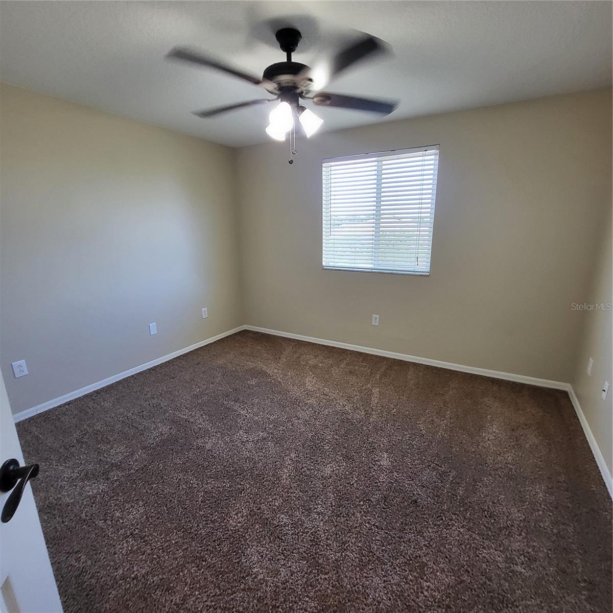 GRAND OAKS PH 02 UNIT 01 02 - Residential Lease