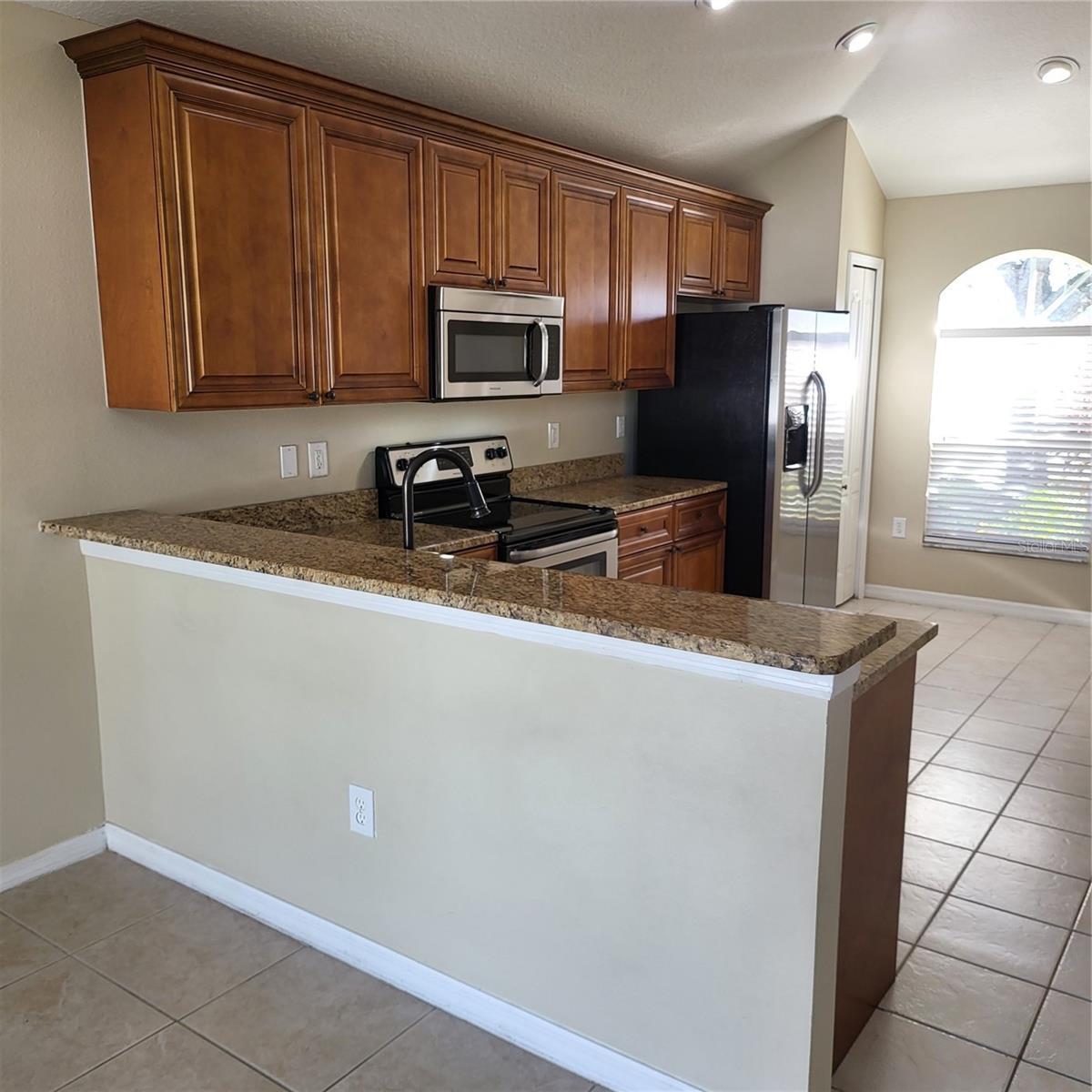 GRAND OAKS PH 02 UNIT 01 02 - Residential Lease