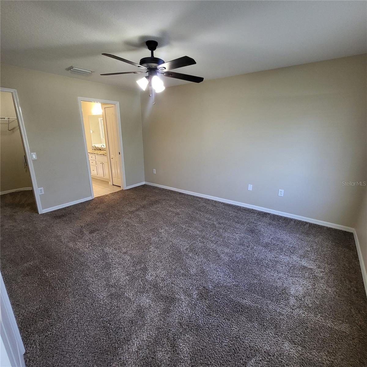 GRAND OAKS PH 02 UNIT 01 02 - Residential Lease