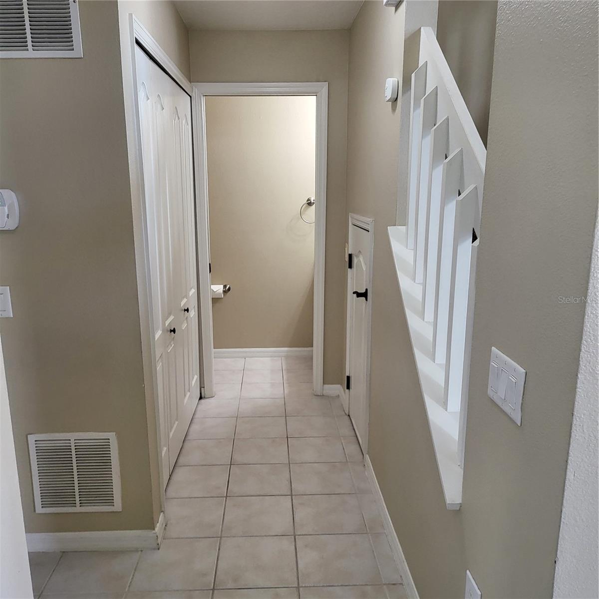 GRAND OAKS PH 02 UNIT 01 02 - Residential Lease