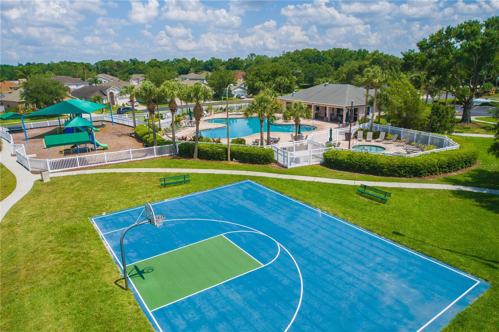 GRAND OAKS PH 02 UNIT 01 02 - Residential Lease