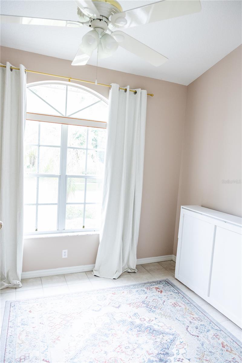 THERESA ARBOR - Residential