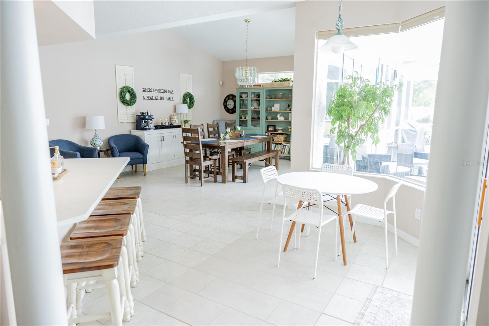 THERESA ARBOR - Residential