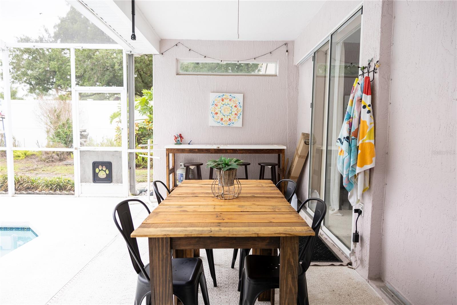 THERESA ARBOR - Residential