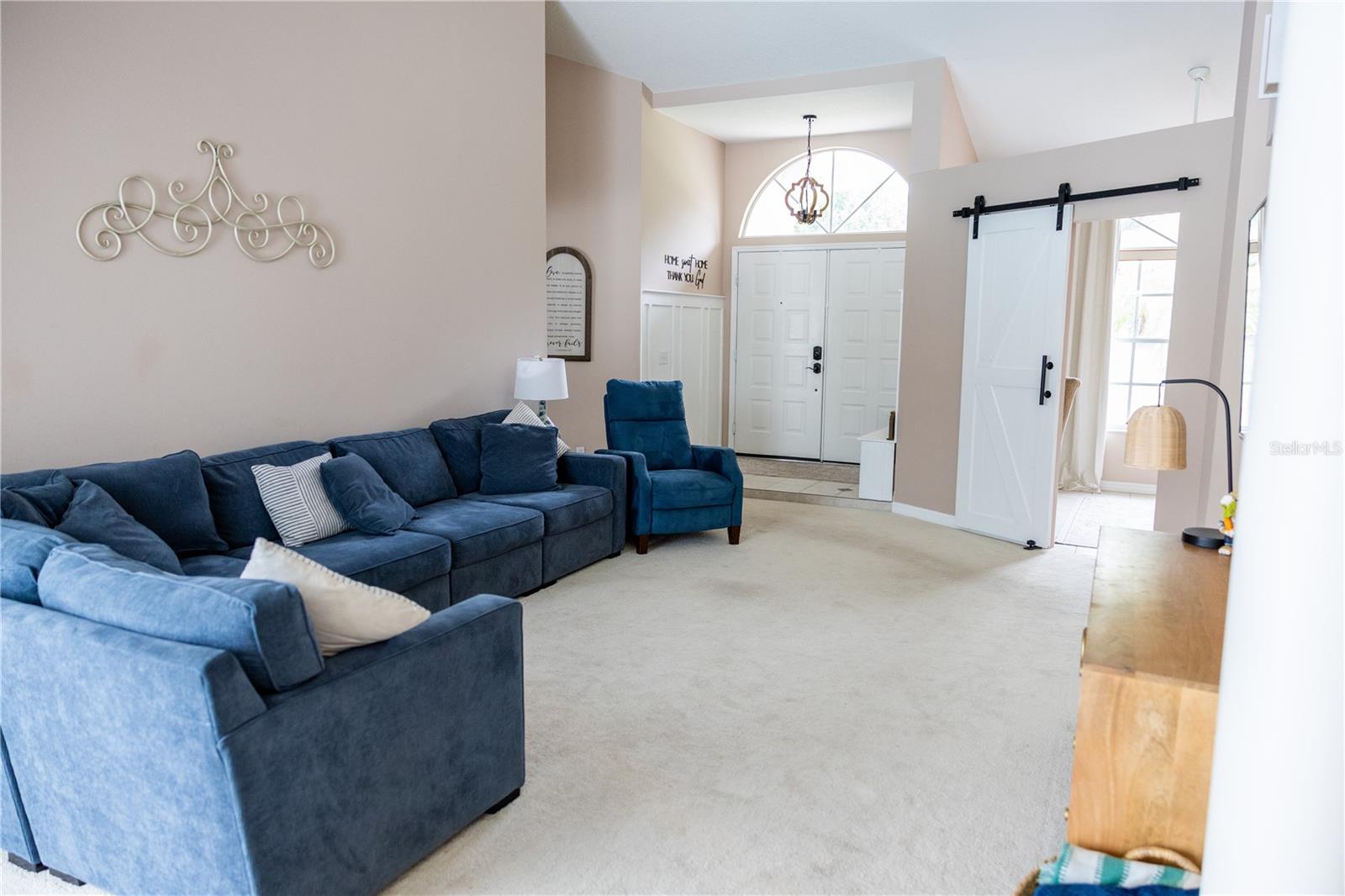 THERESA ARBOR - Residential