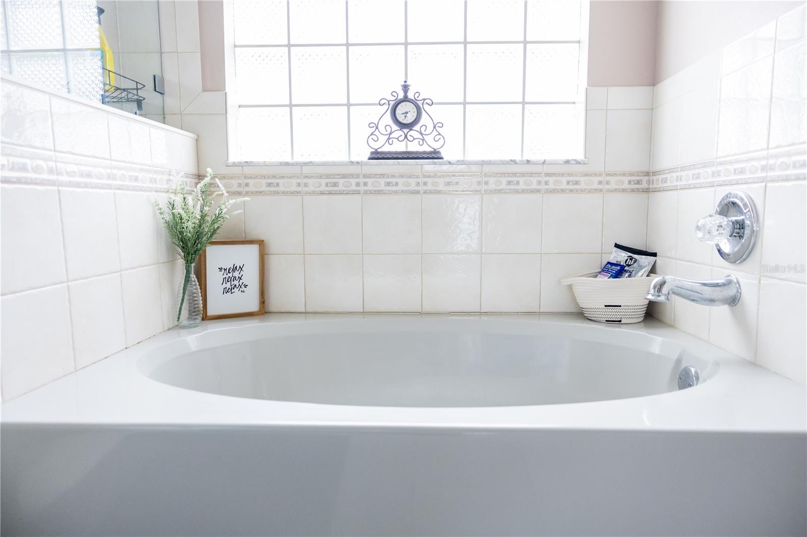 THERESA ARBOR - Residential