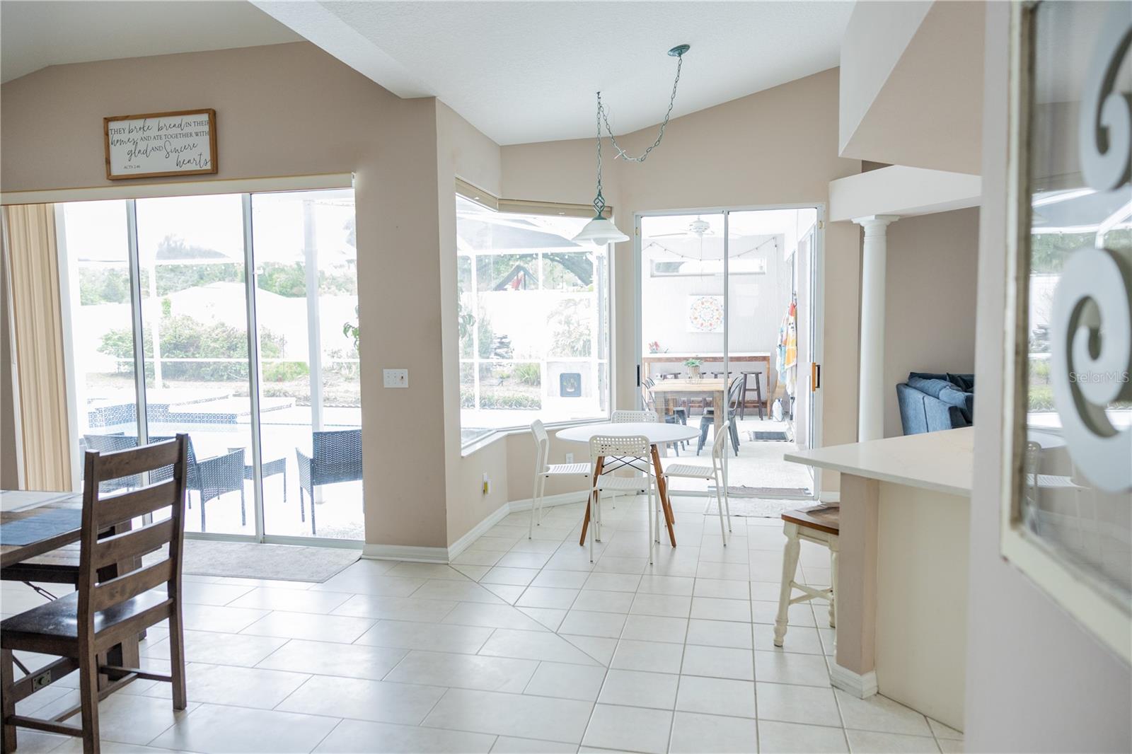 THERESA ARBOR - Residential