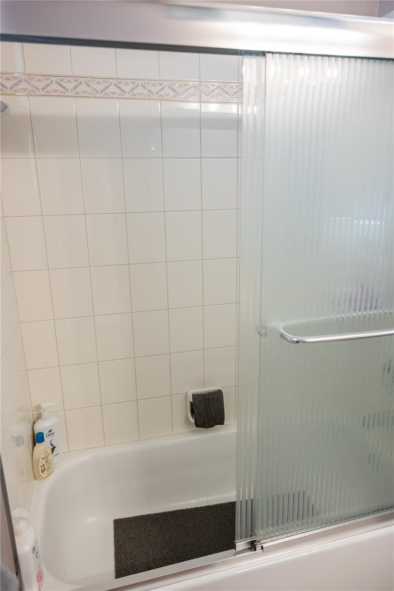 THERESA ARBOR - Residential