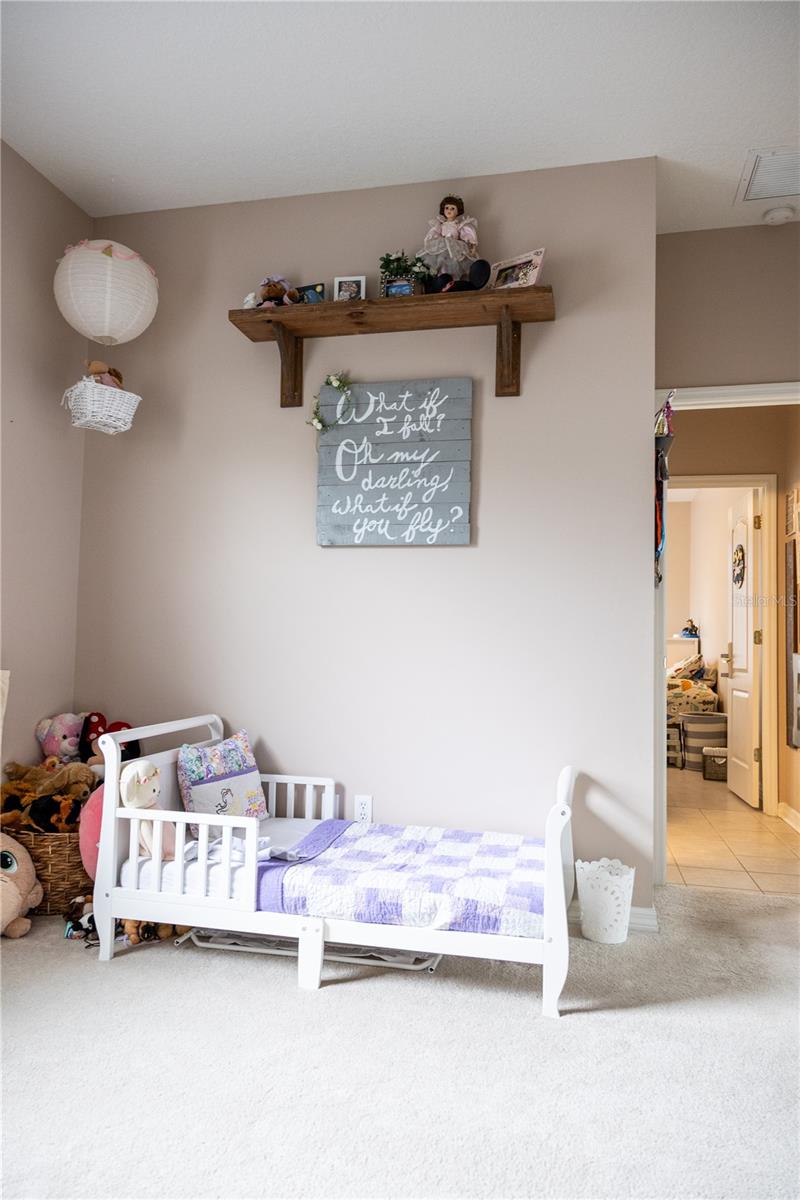 THERESA ARBOR - Residential