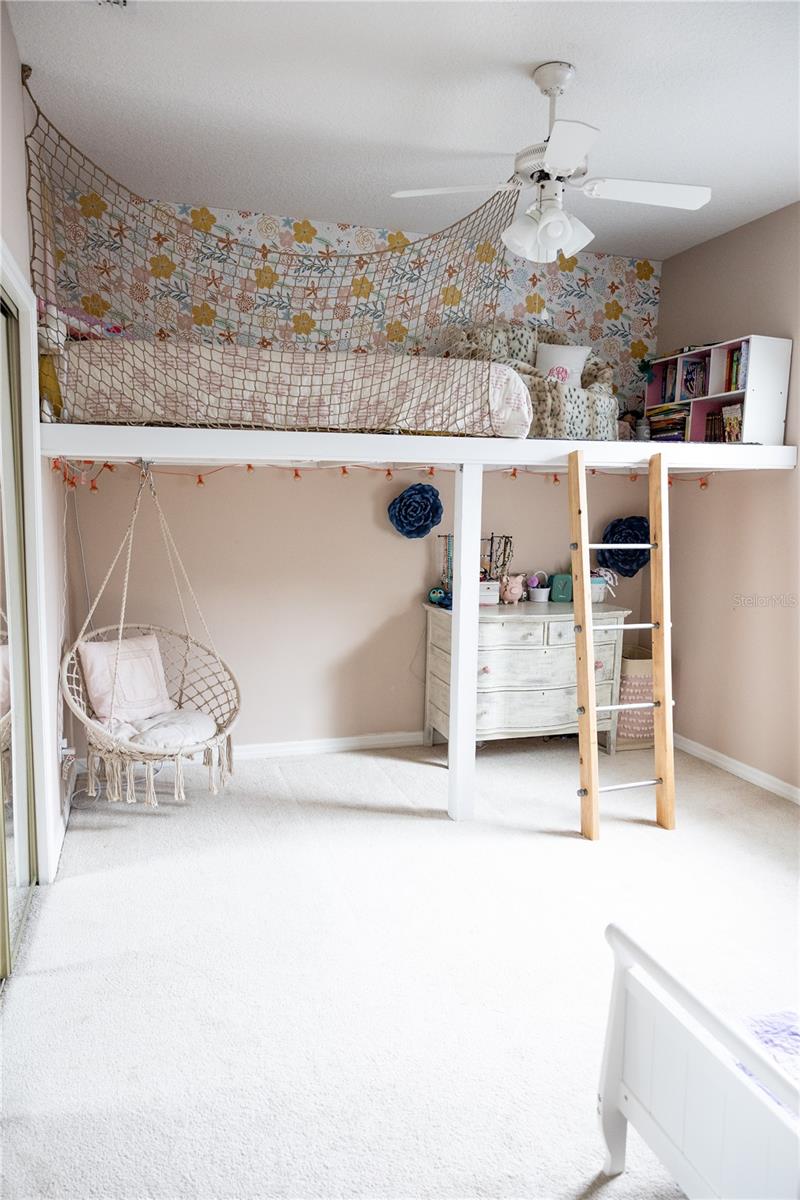 THERESA ARBOR - Residential