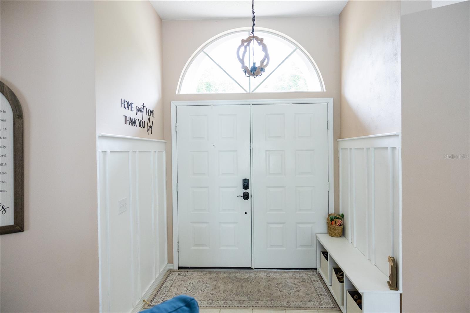 THERESA ARBOR - Residential