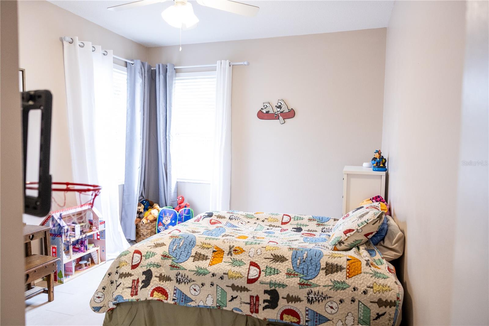 THERESA ARBOR - Residential