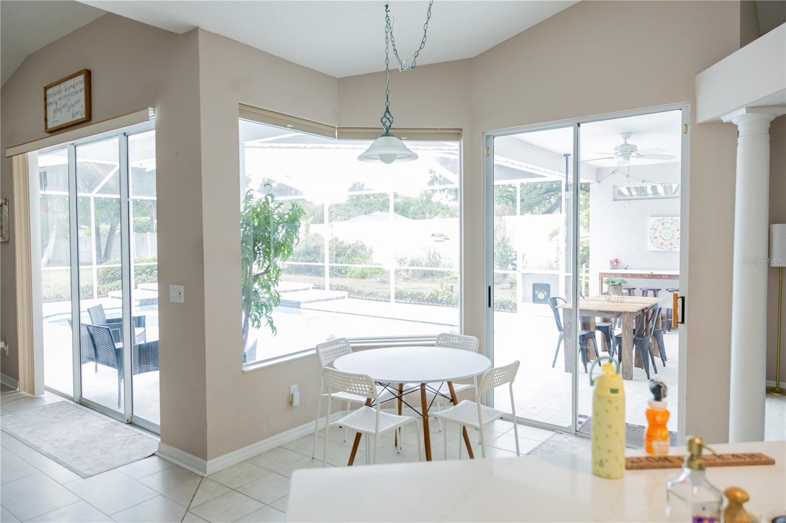 THERESA ARBOR - Residential