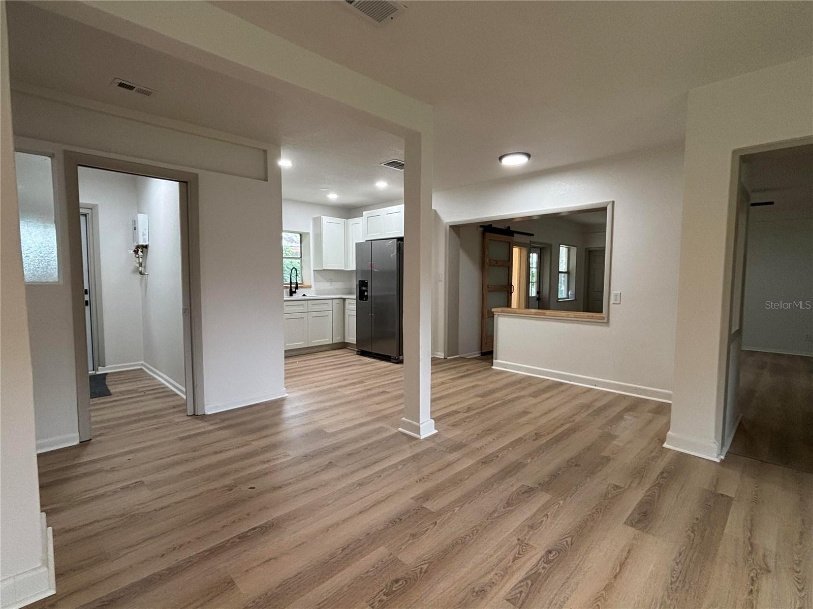 2035 VOLTAIRE STREET