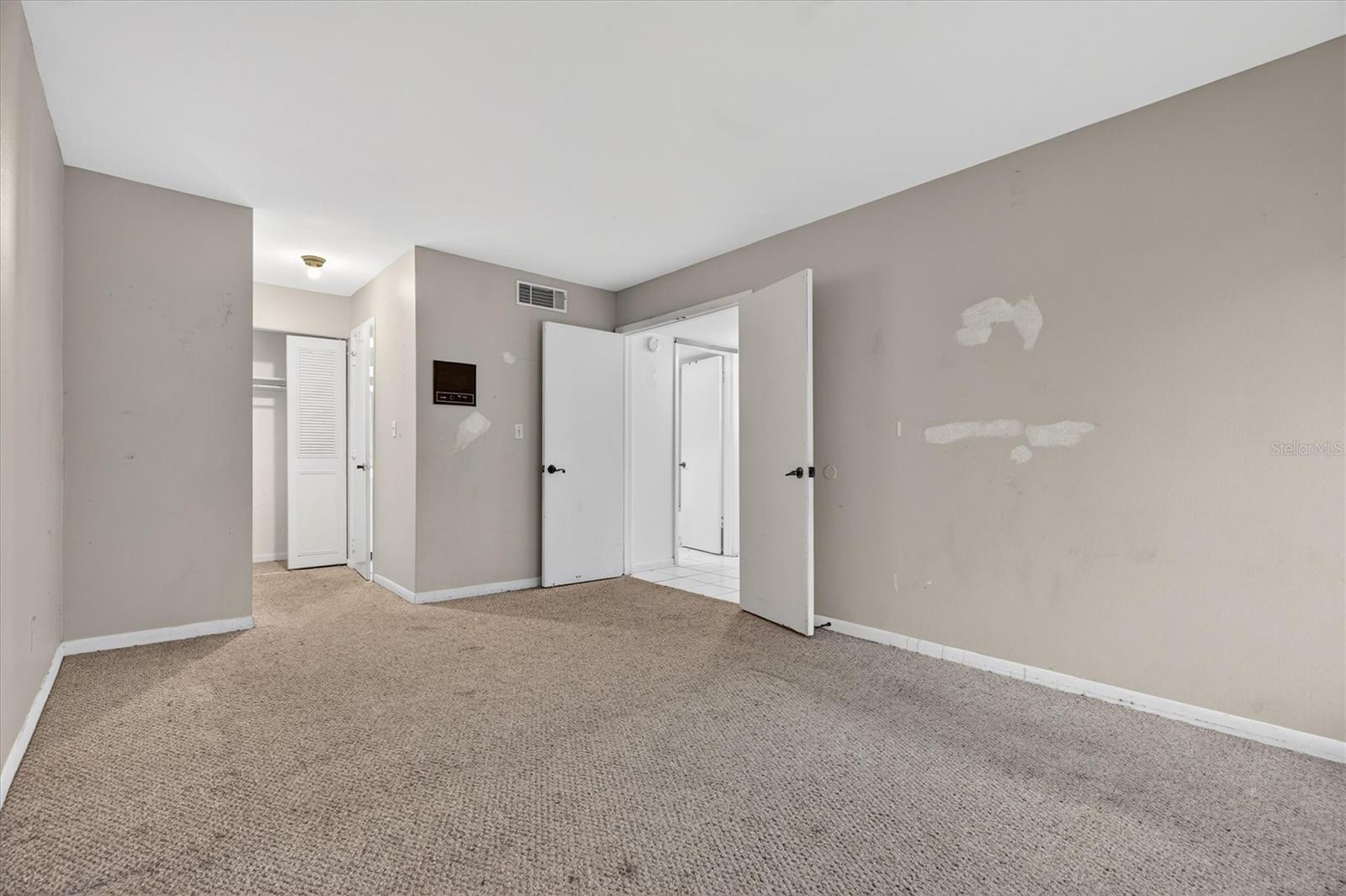 ORIENTA POINT CONDO 1 - Residential