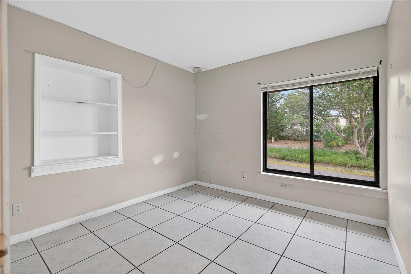 ORIENTA POINT CONDO 1 - Residential