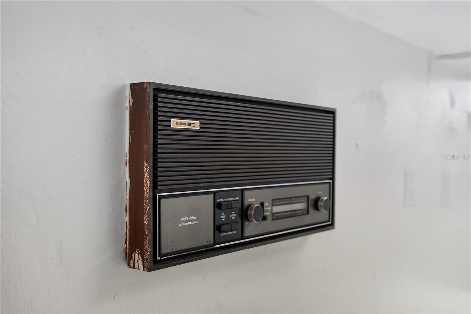 ORIENTA POINT CONDO 1 - Residential