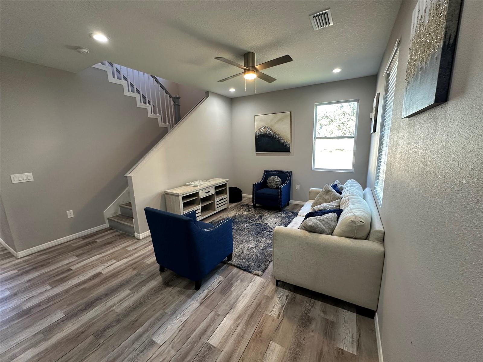 THIRTY FIFTH STREET CIRCLE SUB - Residential Lease