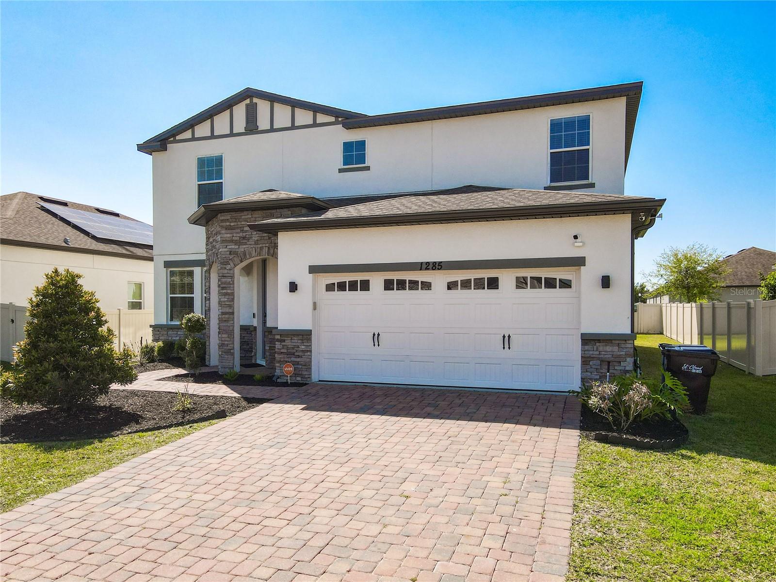1285 HILLTOP PLACE