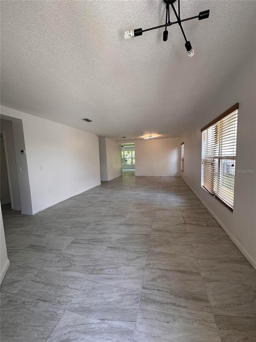 4502 PHILADELPHIA CIRCLE