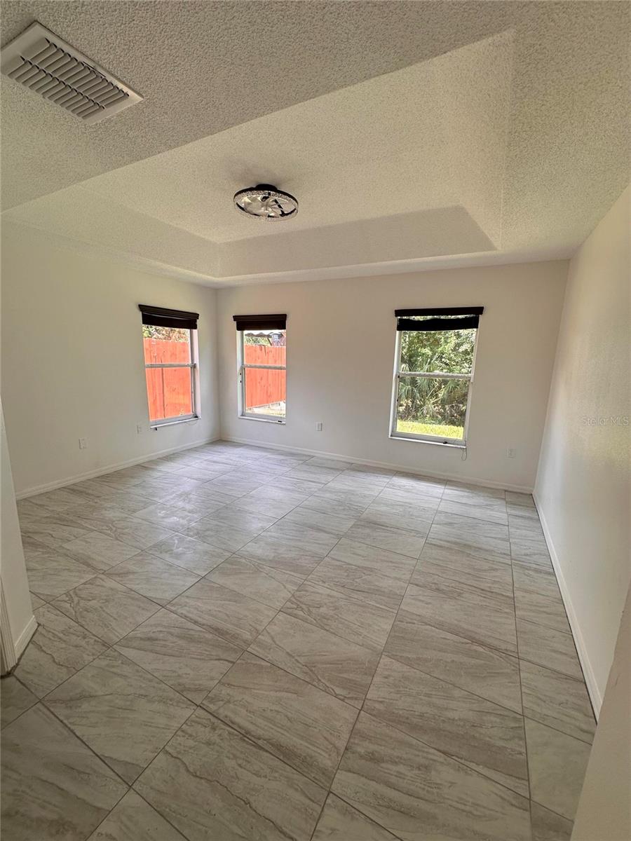 4502 PHILADELPHIA CIRCLE
