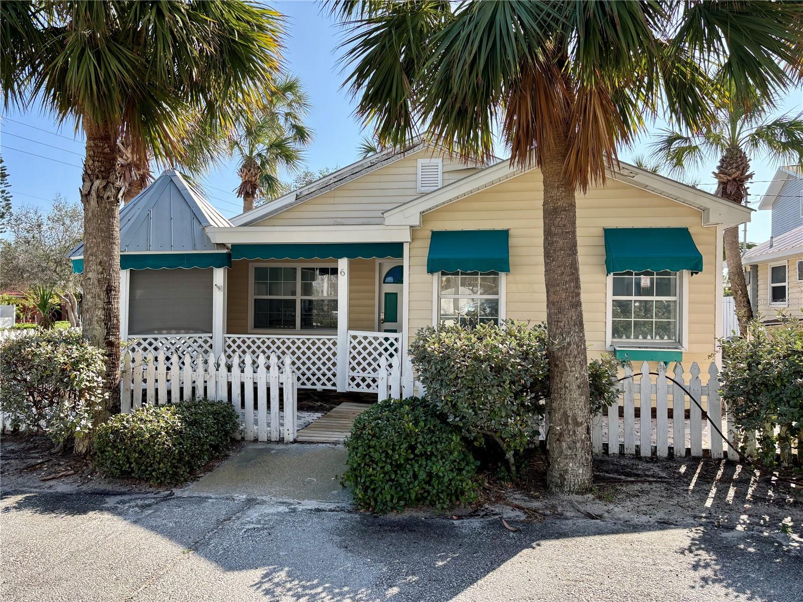 822 GULF BOULEVARD 4-6