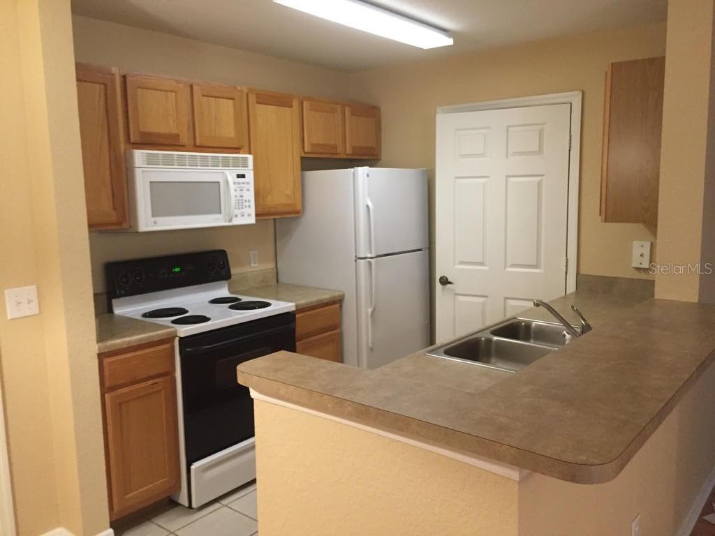 BAY PT AT CORTEZ PH 2-6 OR 2054/4375 - Residential Lease