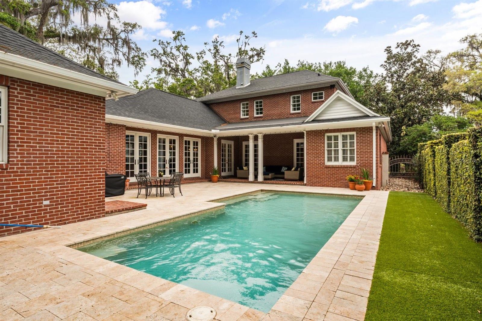 EDGEWATER ESTATES - Residential