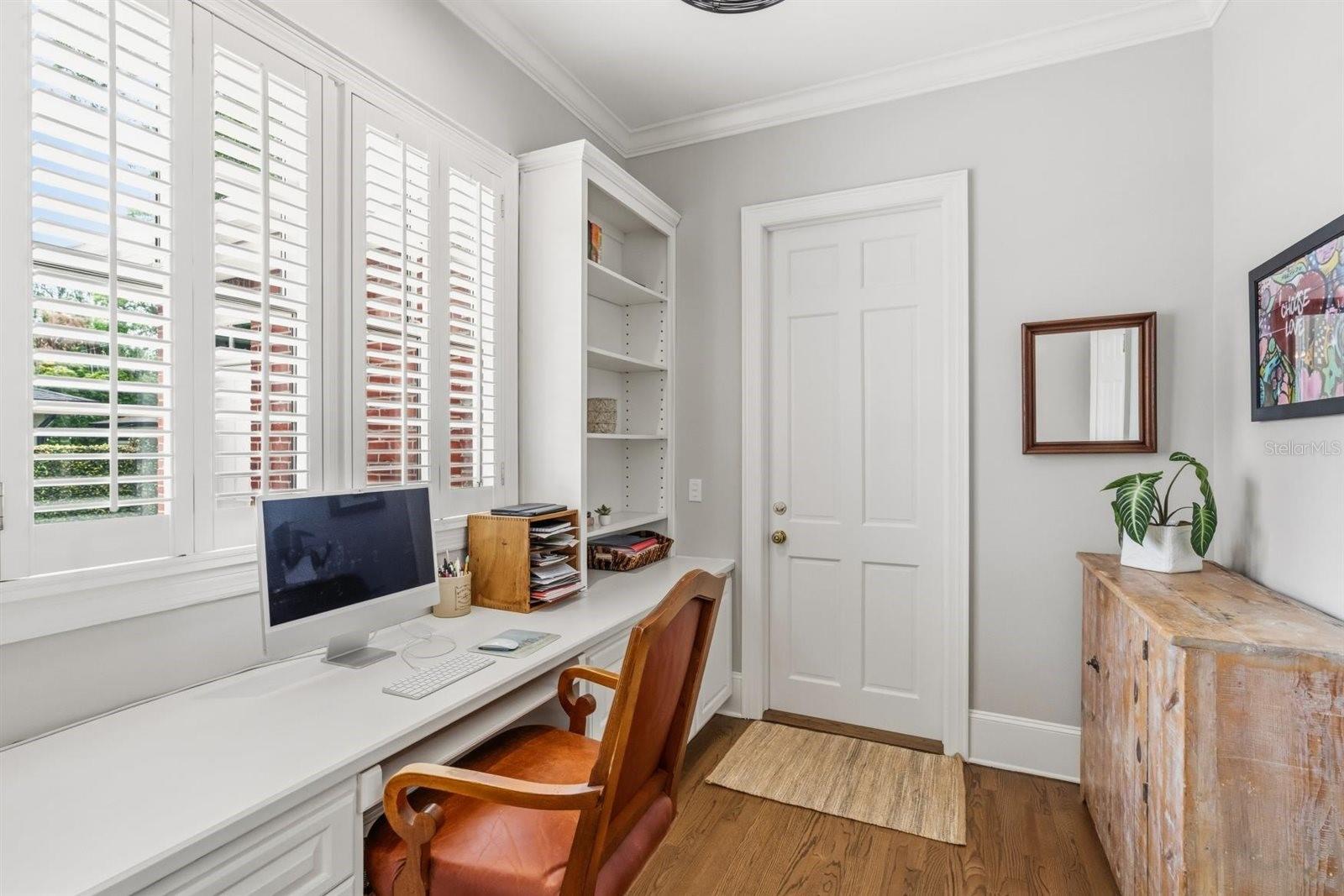 EDGEWATER ESTATES - Residential