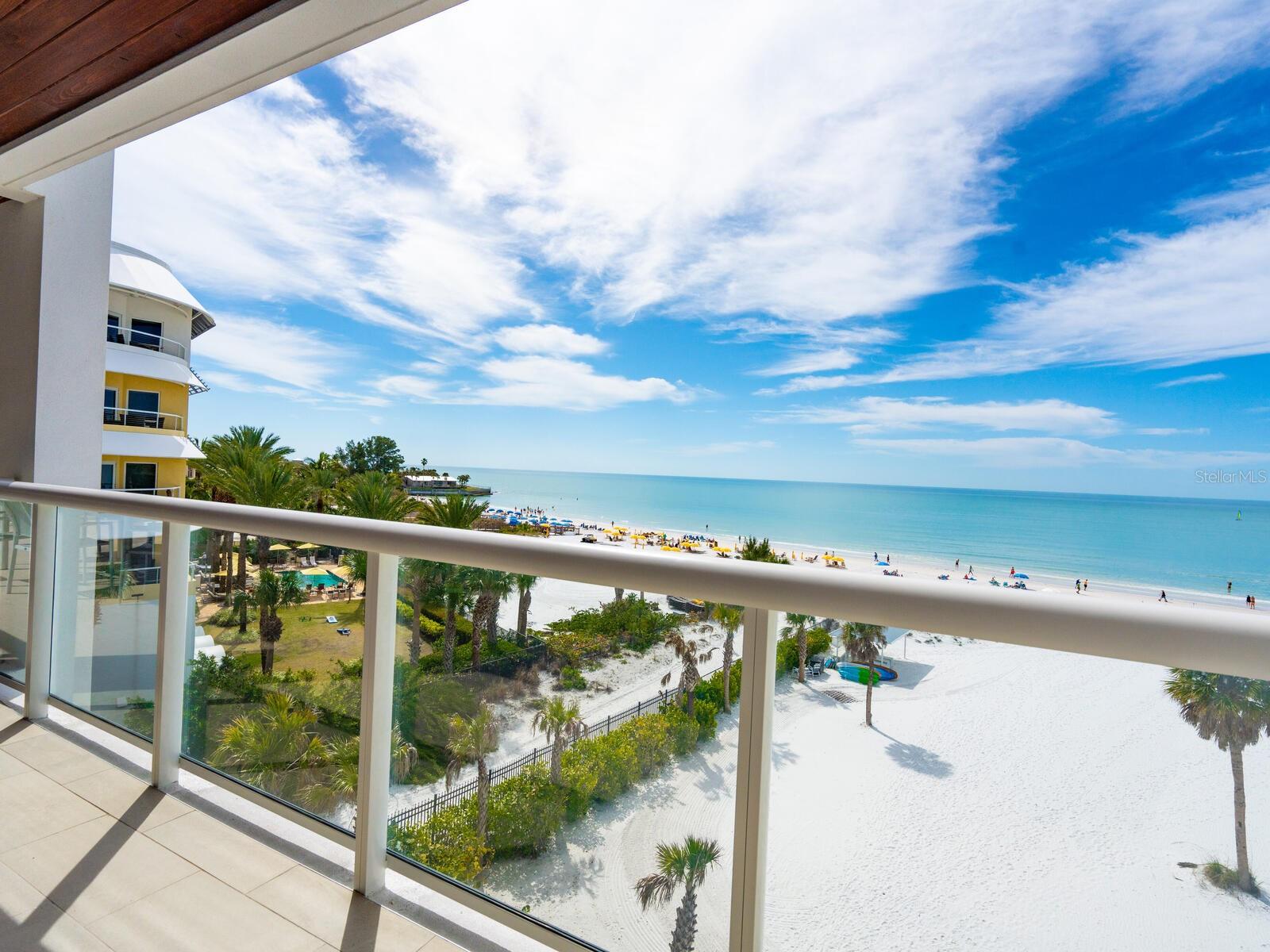 TEN35 SEASIDE - Residential