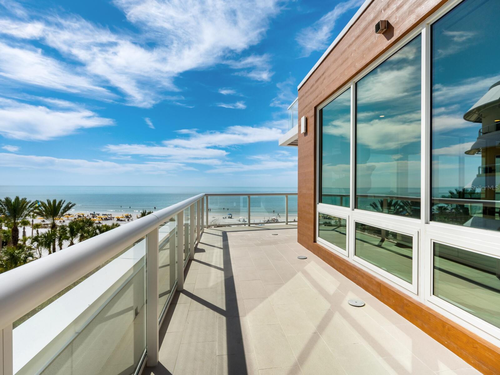 TEN35 SEASIDE - Residential