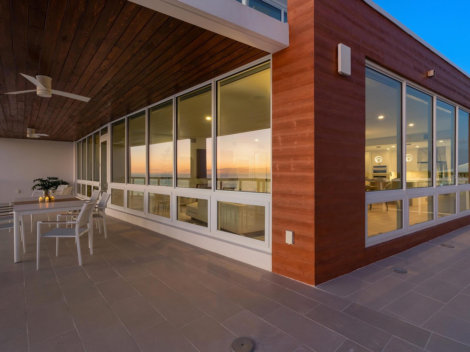 TEN35 SEASIDE - Residential