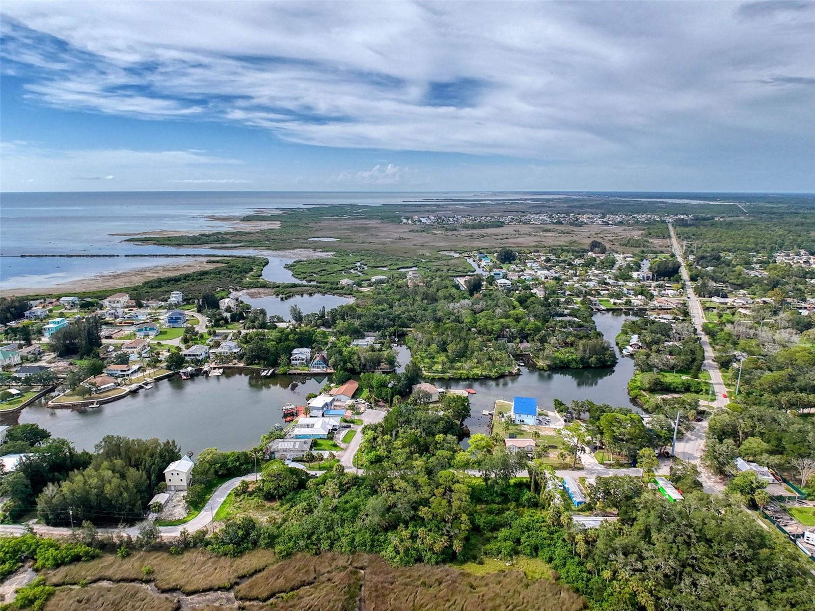 DRIFTWOOD ISLES - Land