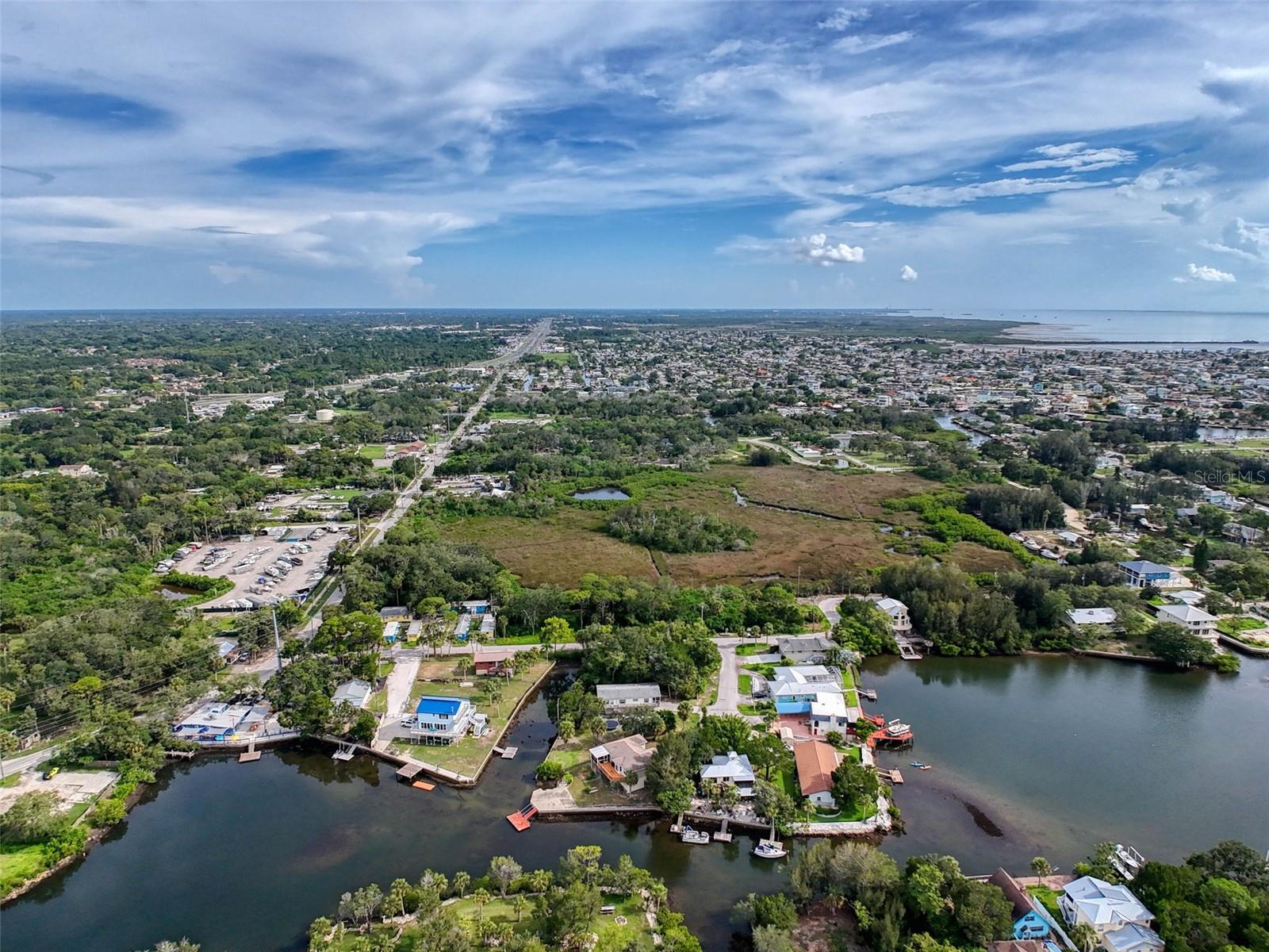 DRIFTWOOD ISLES - Land