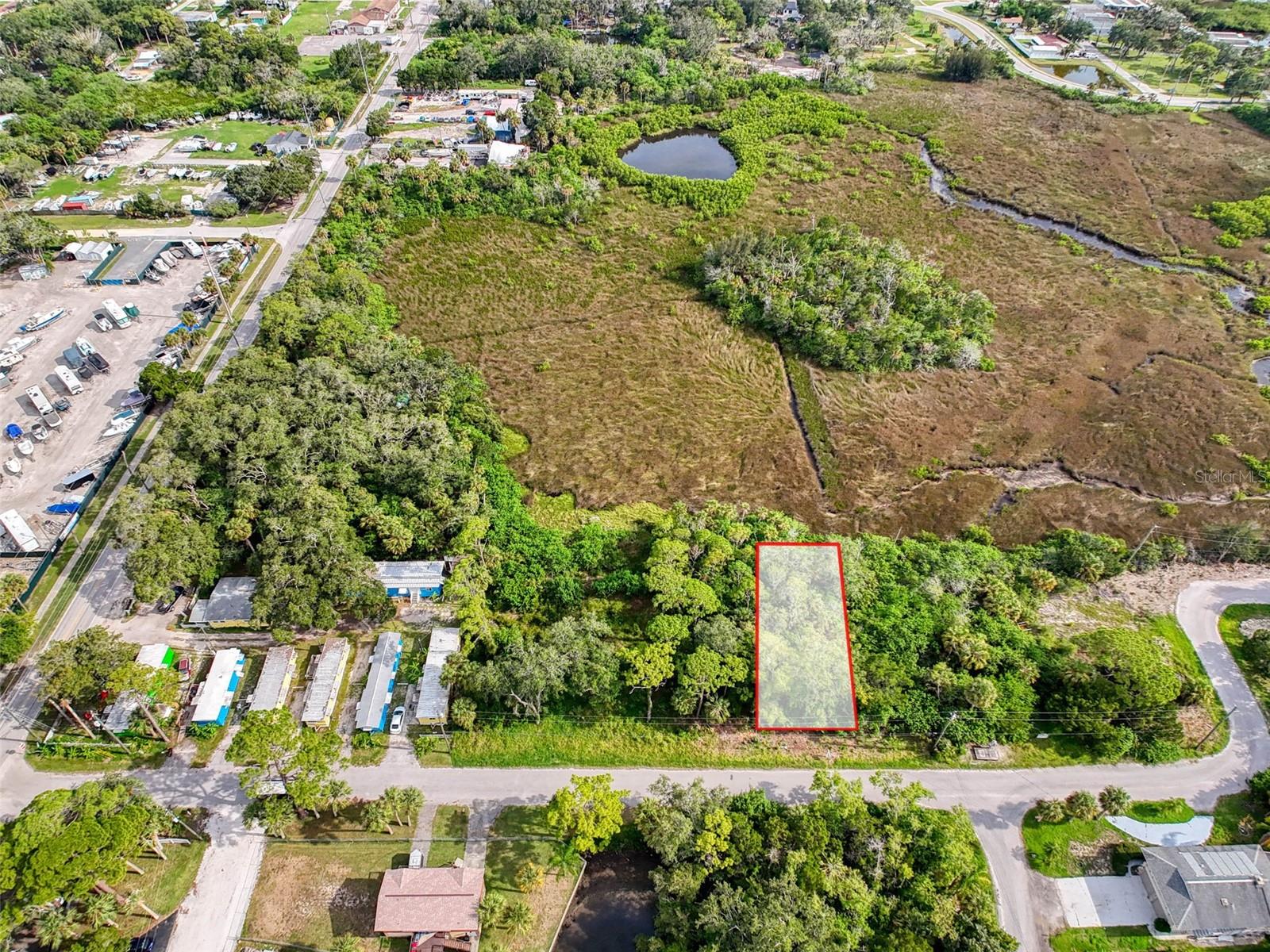 DRIFTWOOD ISLES - Land