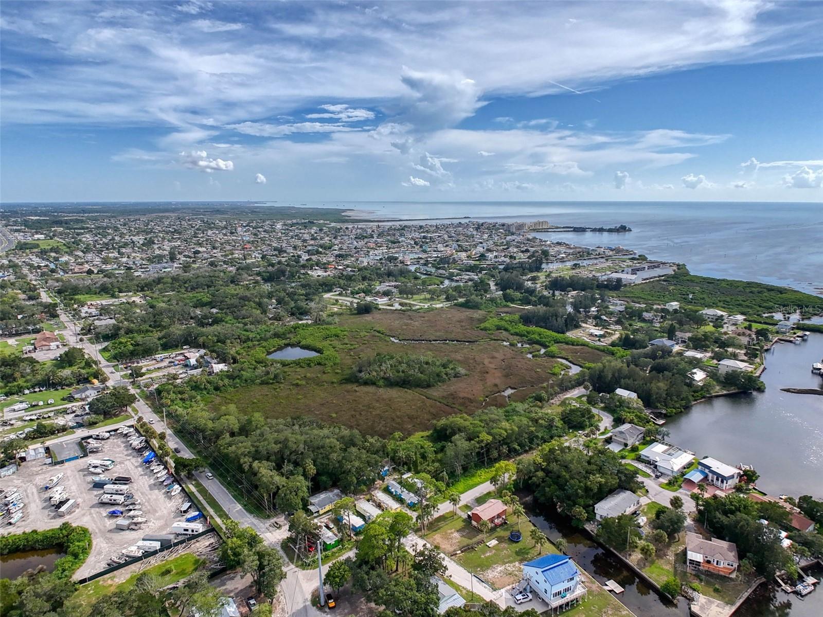 DRIFTWOOD ISLES - Land