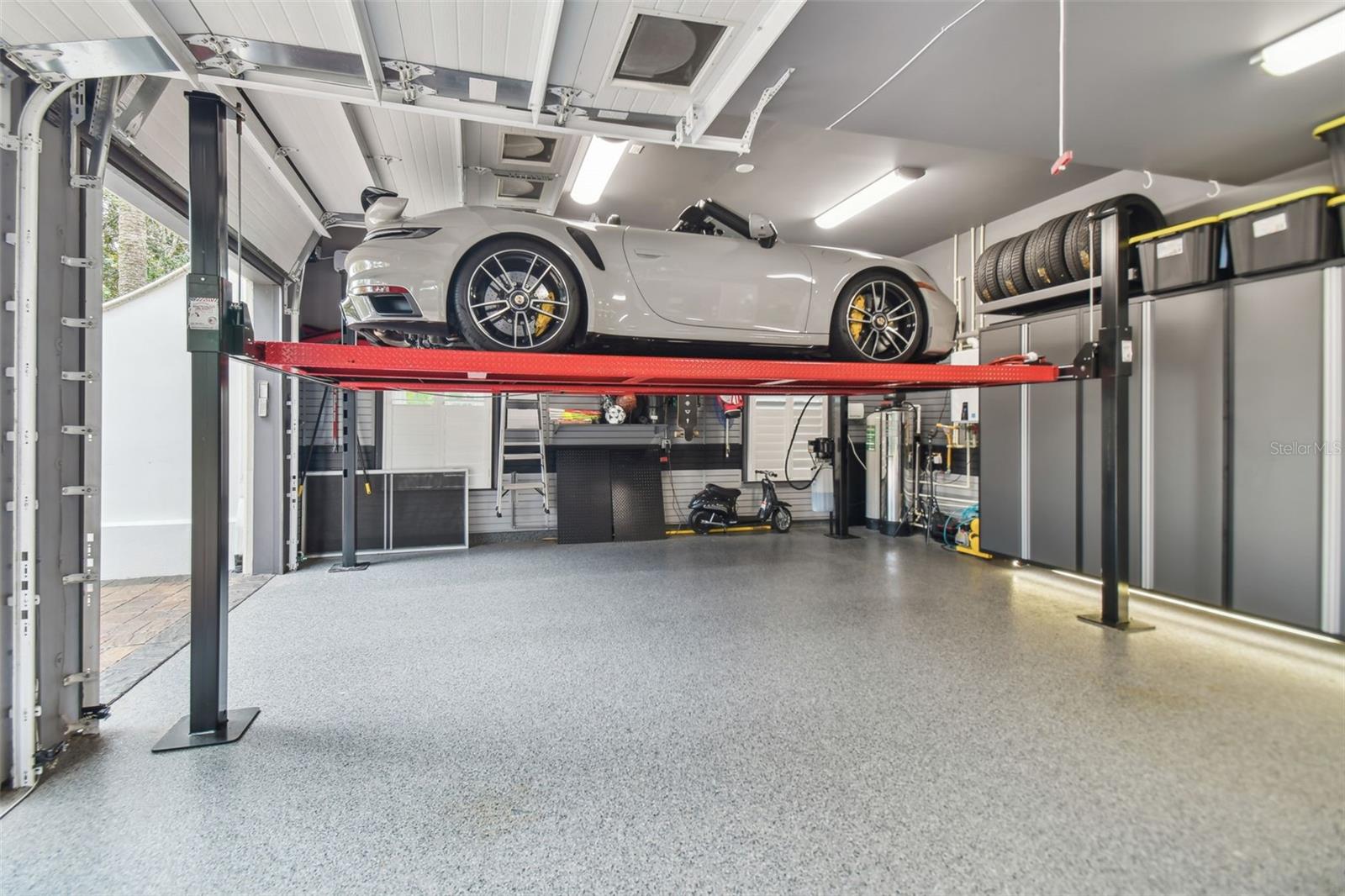 TAMPA PALMS 4A UNIT 1 - Residential