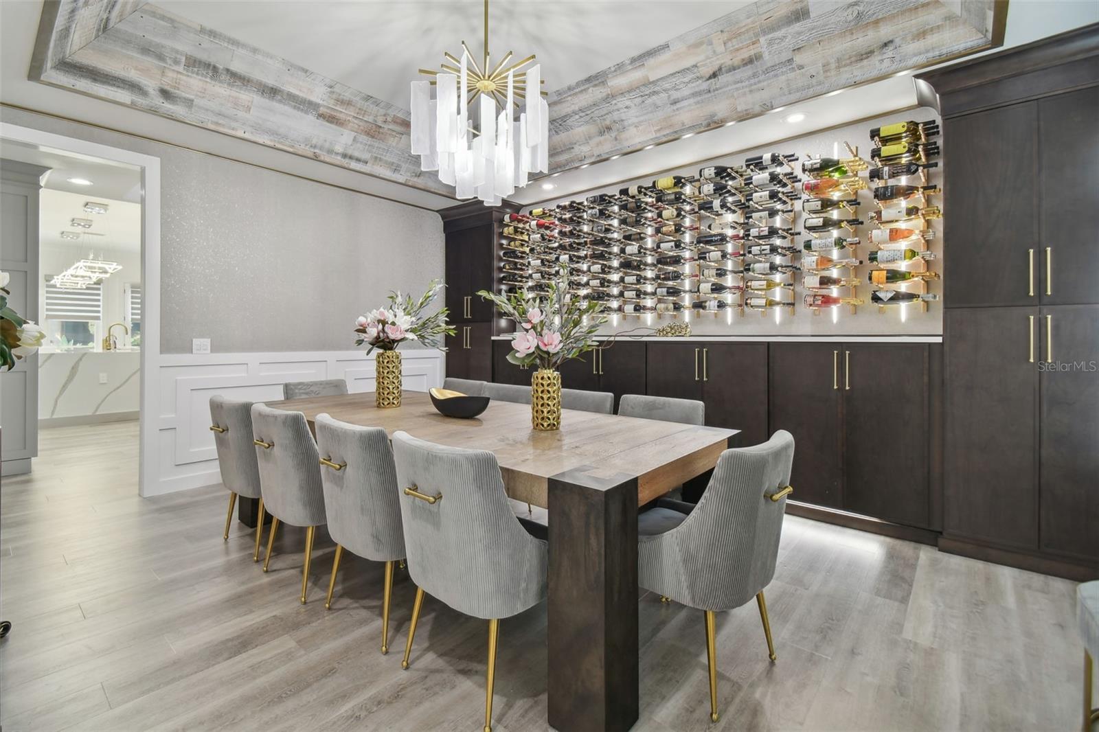 TAMPA PALMS 4A UNIT 1 - Residential