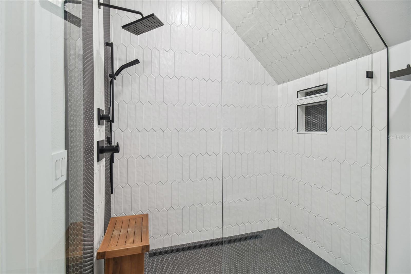 TAMPA PALMS 4A UNIT 1 - Residential