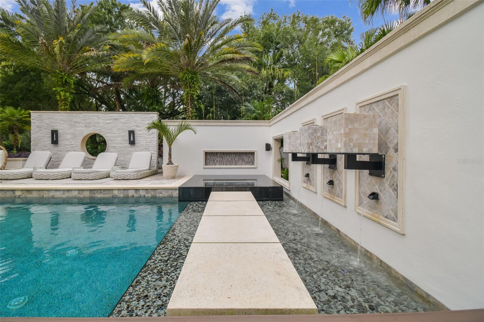 TAMPA PALMS 4A UNIT 1 - Residential