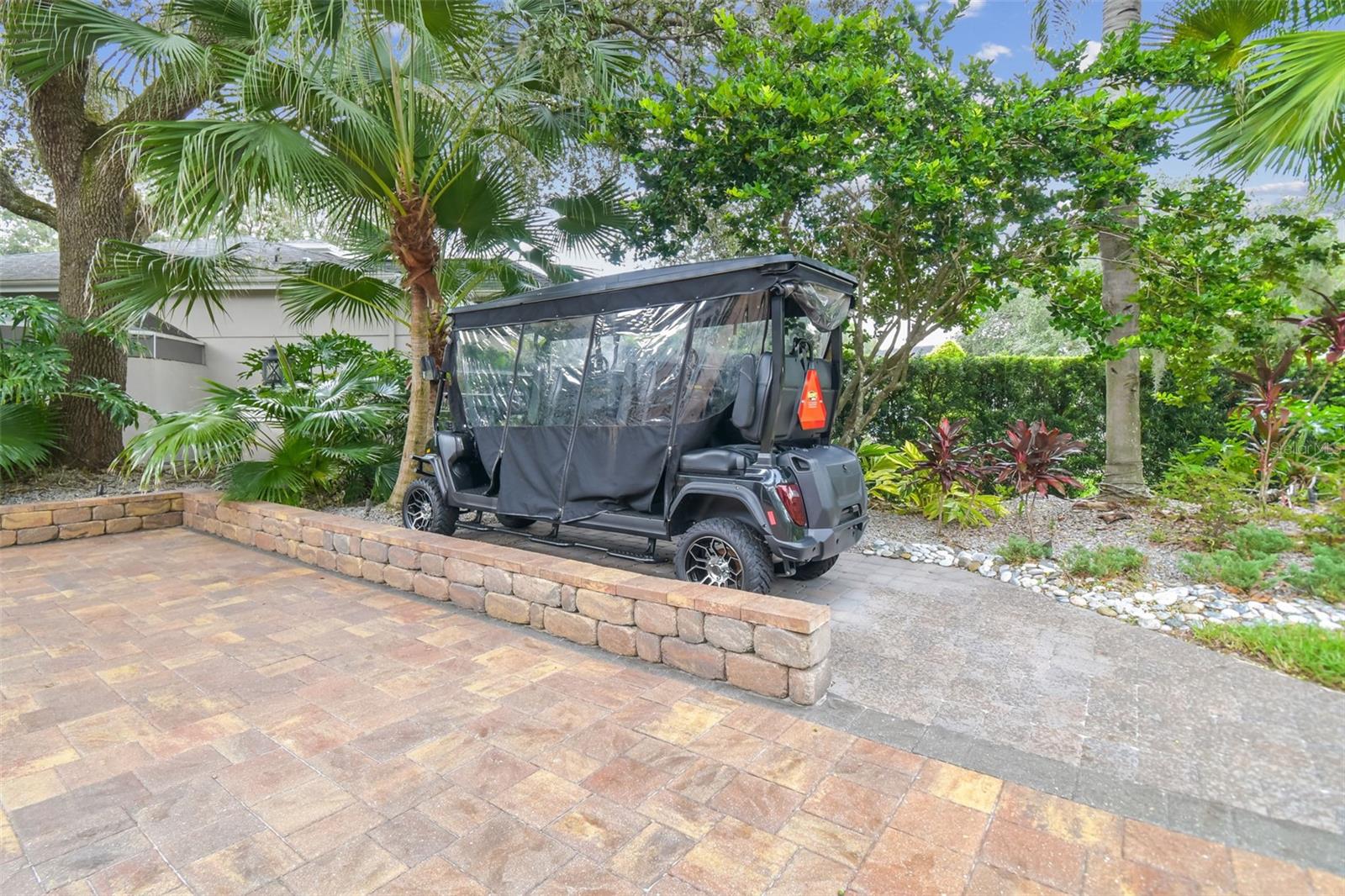 TAMPA PALMS 4A UNIT 1 - Residential