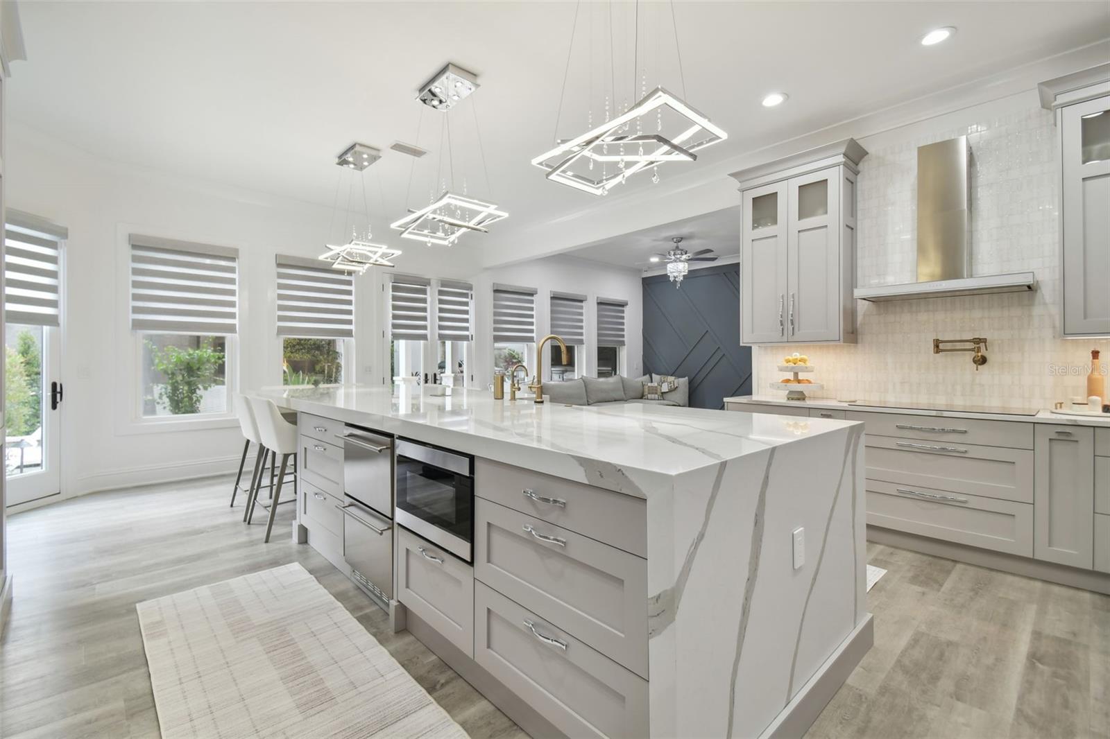 TAMPA PALMS 4A UNIT 1 - Residential