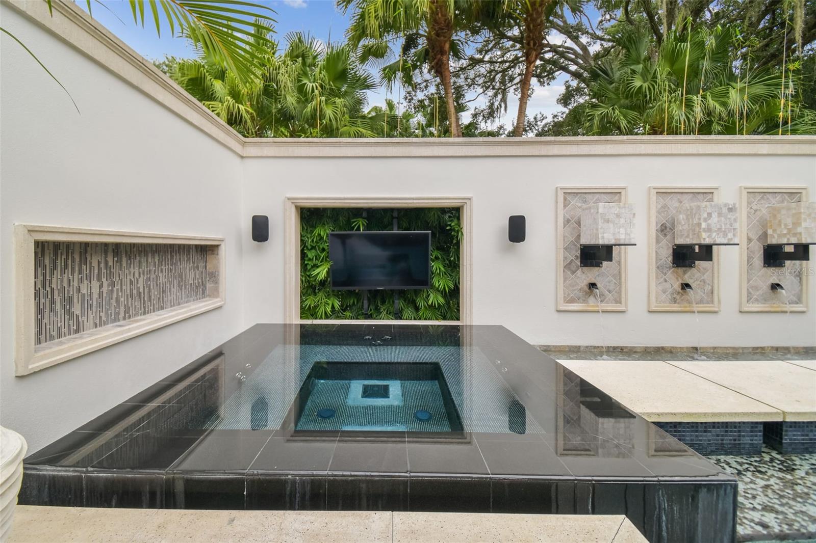 TAMPA PALMS 4A UNIT 1 - Residential