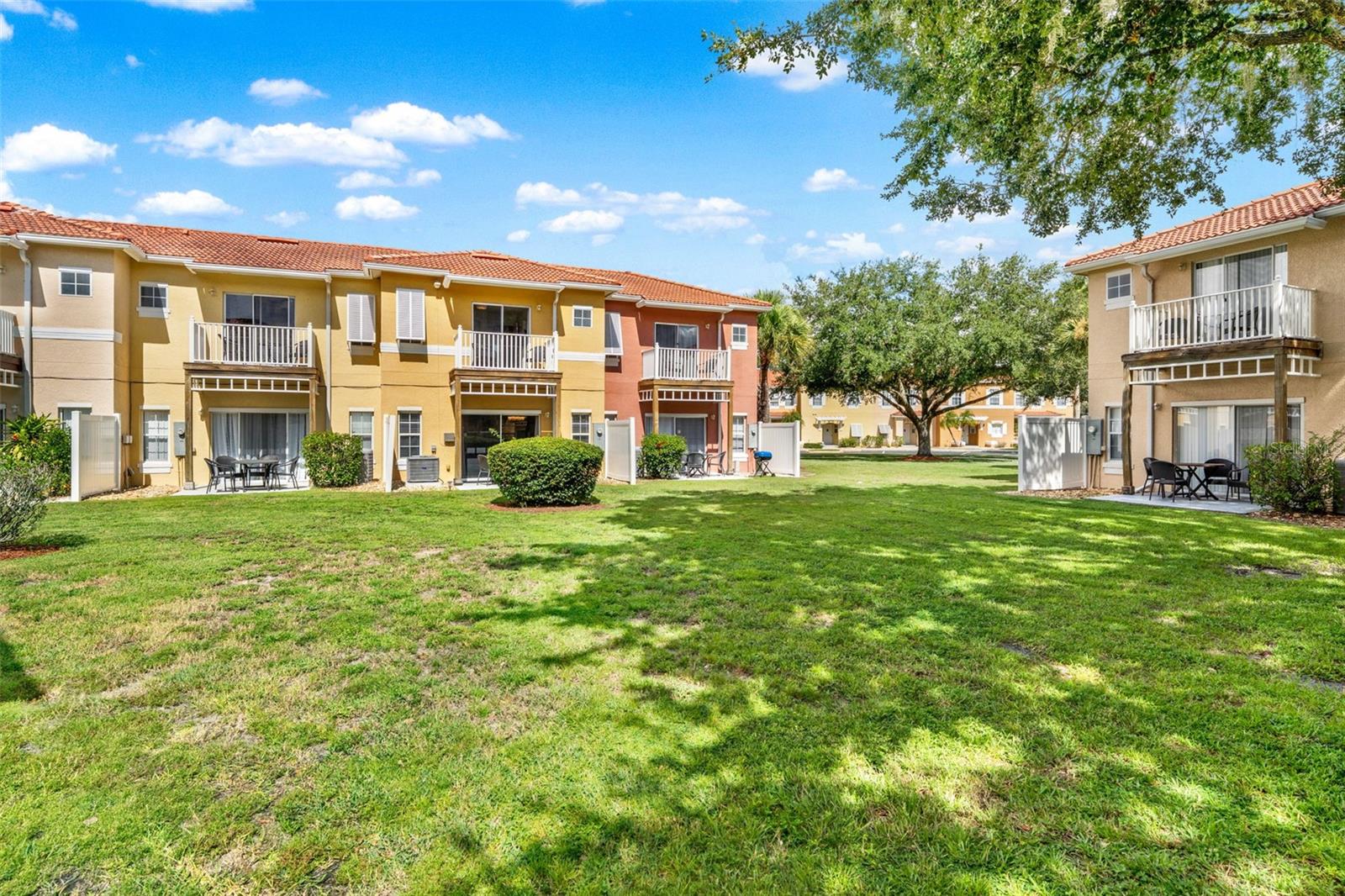 LAKE BERKLEY RESORT VILLAS PH 2 - Residential